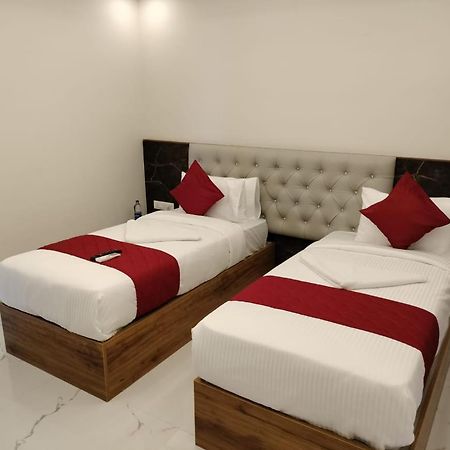 Mayuri Residency Hotel Attibele Екстериор снимка