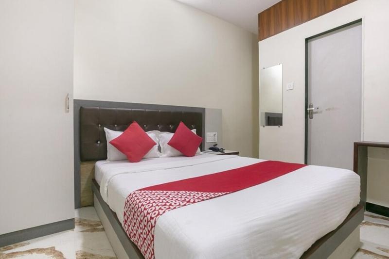 Mayuri Residency Hotel Attibele Екстериор снимка