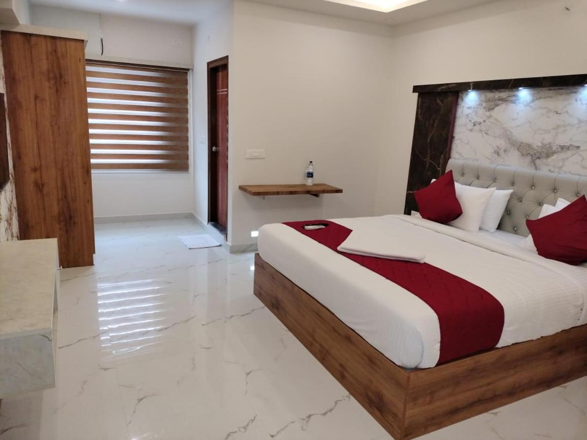 Mayuri Residency Hotel Attibele Екстериор снимка