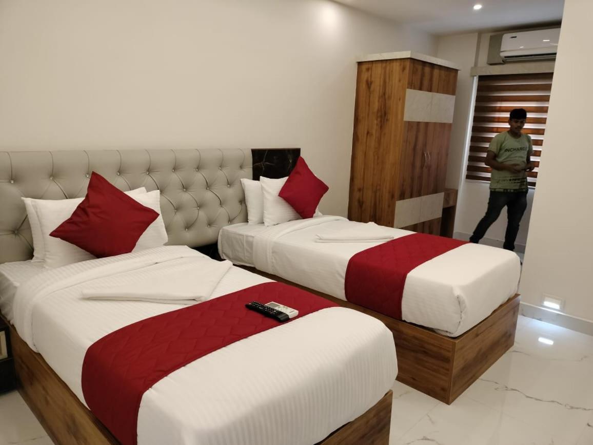 Mayuri Residency Hotel Attibele Екстериор снимка